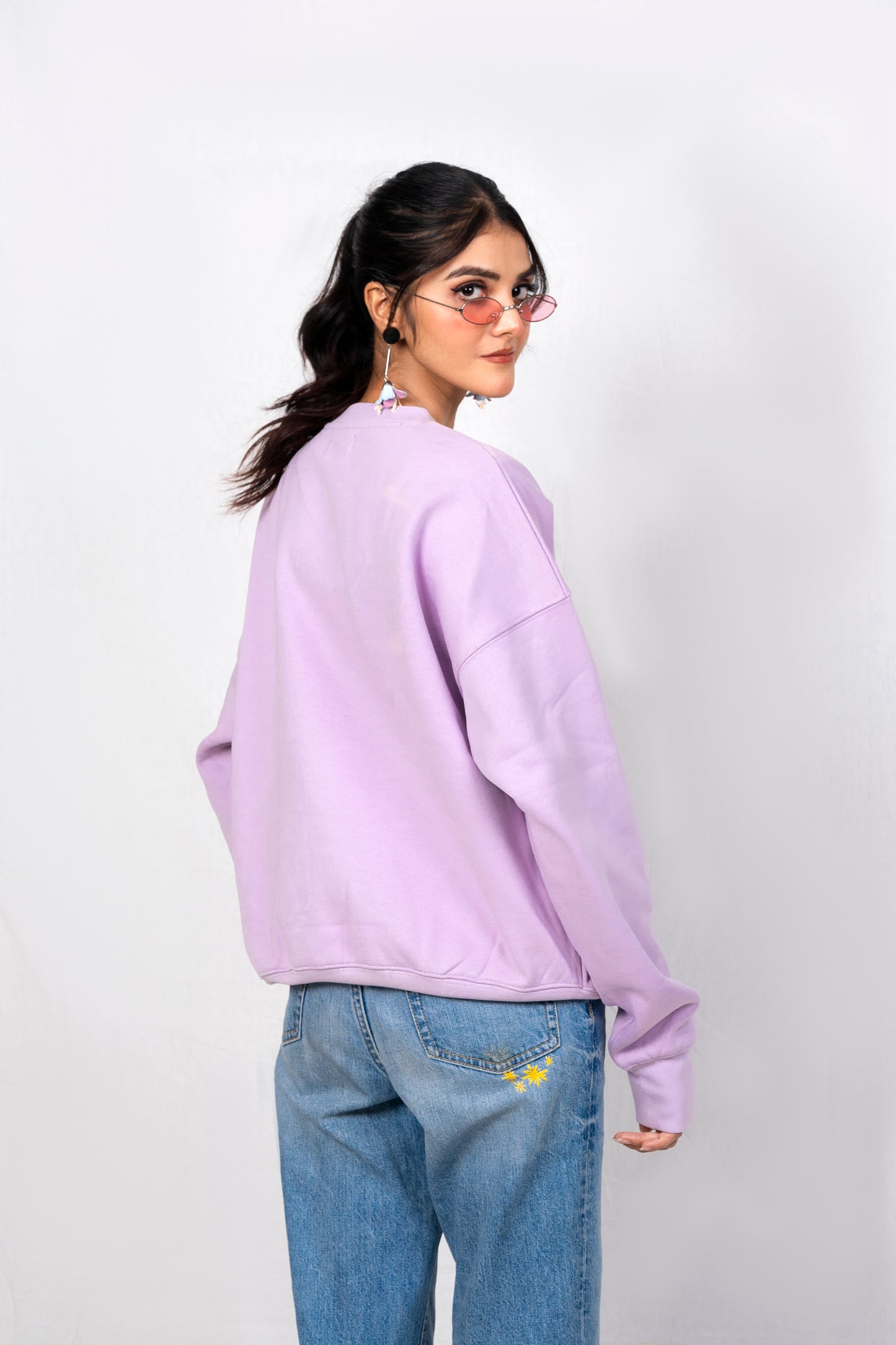 BOXY CROPPED OVER-SIZED SWEATSHIRT